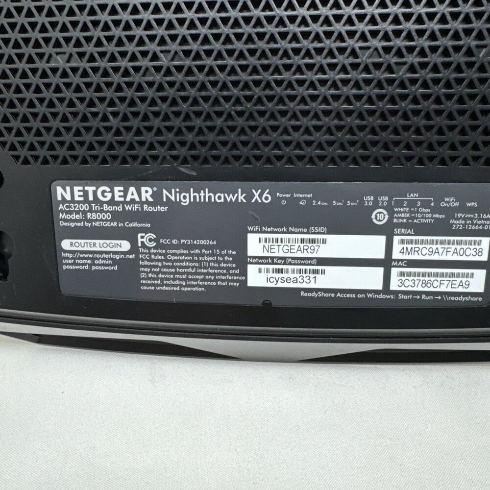 NETGEAR Nighthawk X6S Smart WiFi Router (R8000P) AC4000 Tri-Band - Picture 4 of 6